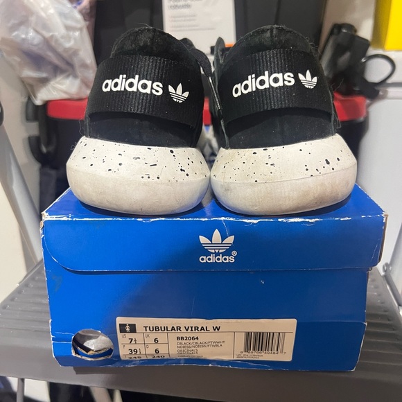 Adidas Tubular Viral W Shoes - W7.5 - Picture 4 of 4